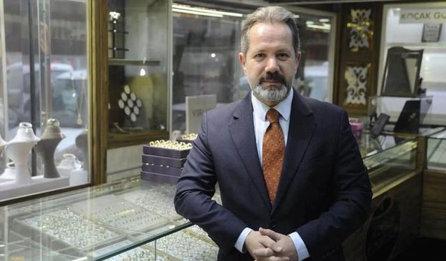 İslam Memiş'ten bomba tahmin: Gram altın o tarihte 8000 lira olarak!