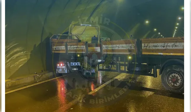 İzmir’de Bayraklı Tüneli’nde feci kaza: Bornova yönü trafiğe kapatıldı