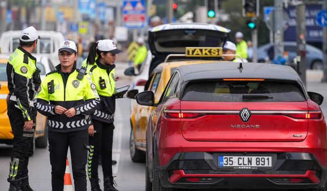 İzmir’de trafik denetimlerine analiz desteği