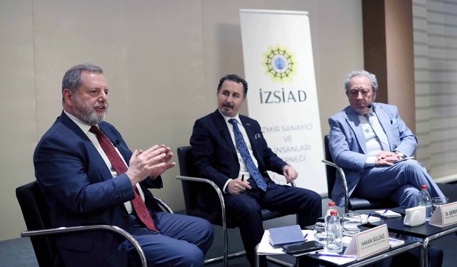 İZSİAD'da ekonomi gündemi masada: "2026, hayatta kalma yılı olacak"