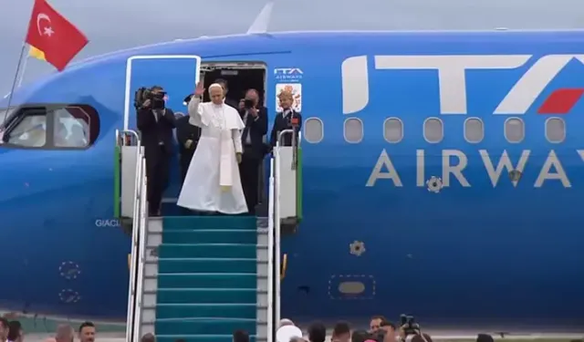 Papa 14. Leo Türkiye'den ayrıldı