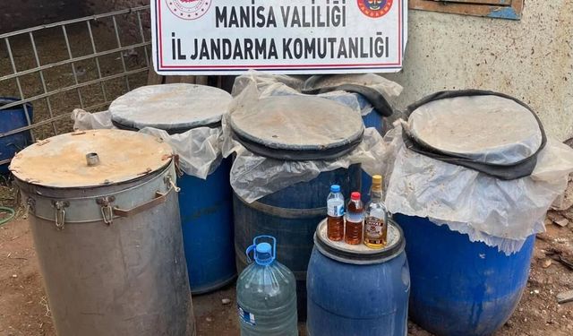 Sahte içki operasyonu: 82 litre sahte rakı ve viski ele geçirildi!