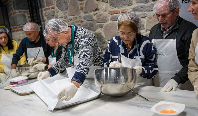 3. Yaş Üniversitesi'nde "Mutfak Atölyesi" yoğun ilgi görüyor