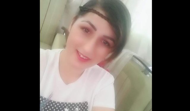 Boşandığı eşini bıçakla öldürdükten sonra kendisini ağır yaraladı