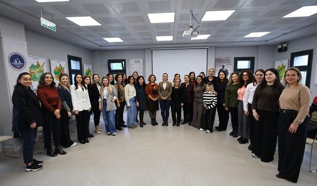 Kadın dayanışmasının kalbi Efes Selçuk'ta attı