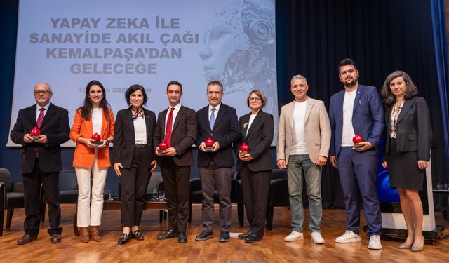İzmir'de Sanayi ve Akademi yapay zeka gündeminde buluştu