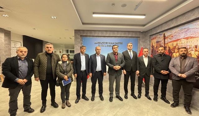 İzmir’de Belediye ve işçiler arasındaki kriz sona erdi: taraflar anlaşma sağladı