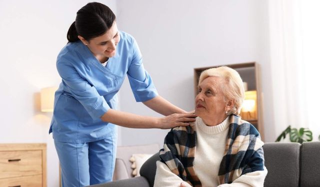 Yaşlı bakımında Türkiye’de bir ilk: İzmir’de büyük buluşma