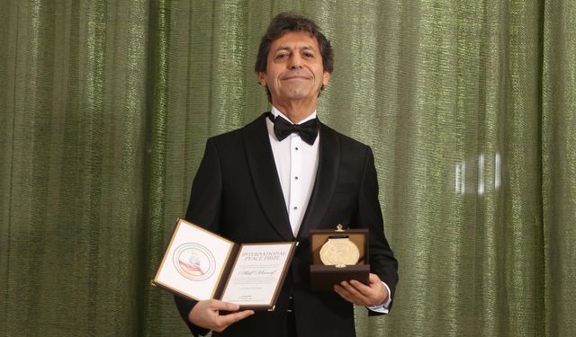 Akif Manaf’a 2025 International Peace Prize Ödülü