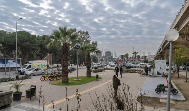 Bornova aktarma istasyonu baştan sona yenileniyor