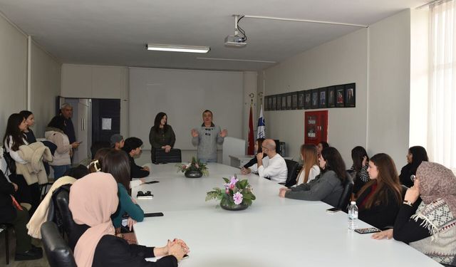 Ege Üniversitesi'nden "Çalışma Etiği" semineri