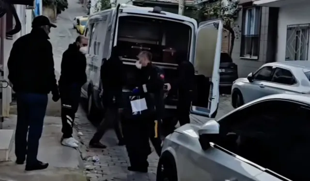 İzmir'de bunalımda olan 19 yaşındaki genç canına kıydı