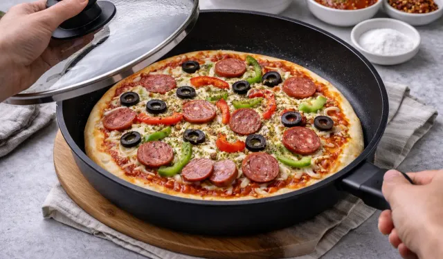 Gelinim Mutfakta tavada anne pizza tarifi: Tavada anne pizza nasıl yapılır?