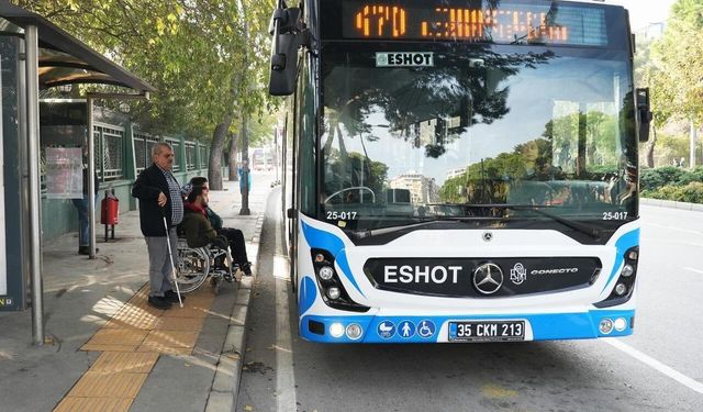 İzmir'de engeller kalkıyor: "Duraktayım" uygulamasıyla ulaşıma destek