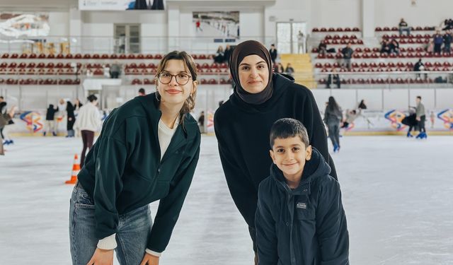 İzmir’de renkli harflerle okuma kültürü güçleniyor