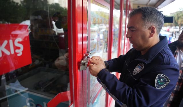 Torbalı’da sağlıksız ürüne geçit yok: İki süpermarket daha mühürlendi!