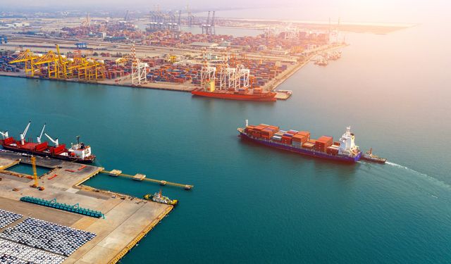 Türkiye ihracatta yükseldi, Ege Bölgesi geride kaldı