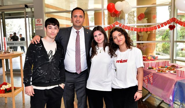 Bornova'da üniversite öğrencileri için burs dayanışması başlıyor