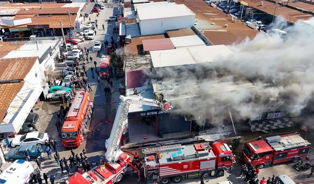 Buca'daki iş yeri yangını kontrol altında
