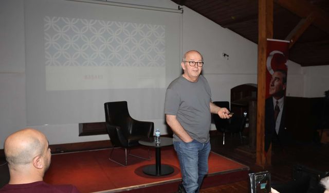 Efes Selçuklu babalar için 'başarı' kavramı masaya yatırıldı