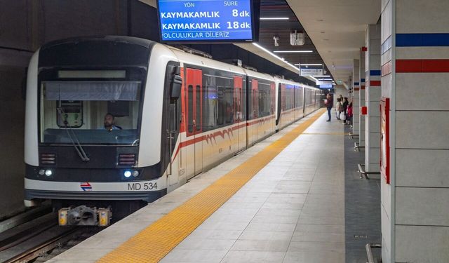İzmir’de toplu taşımada çifte bayram indirimi
