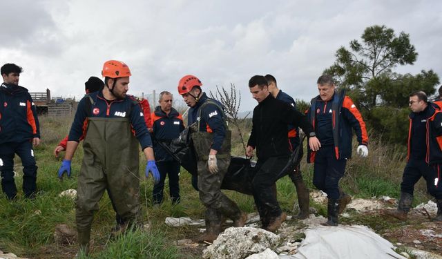 İzmir'de sel nedeniyle 2 kişi daha vefat etti, ölü sayısı üçe yükseldi
