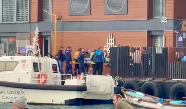 İskelede bir kadına ait cansız beden bulundu