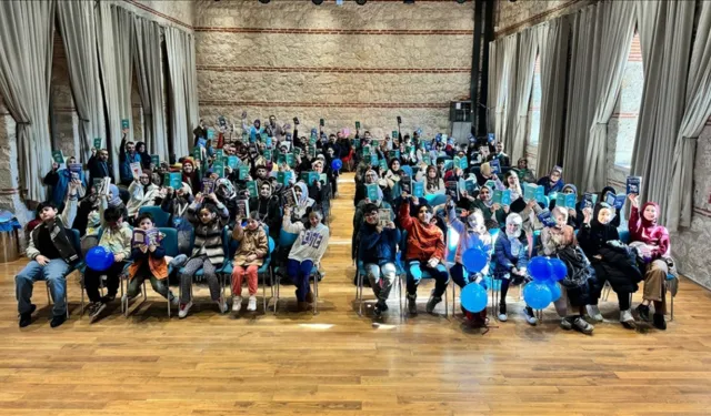 İstanbul’da ufka yolculuk için kitap okuma buluşması