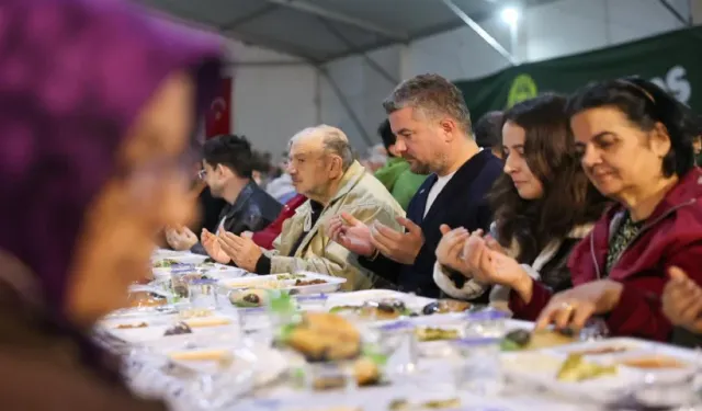İzmir Buca iftar çadırı 2026 nerede?