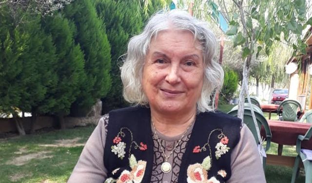 İzmir Cumhuriyet Savcısı Taner Şimbil'in annesi Feride Şimbil vefat etti