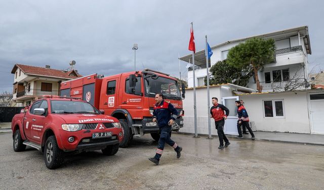 İzmir İtfaiyesi’nin 63’üncü istasyonu Şakran’da hizmete girdi