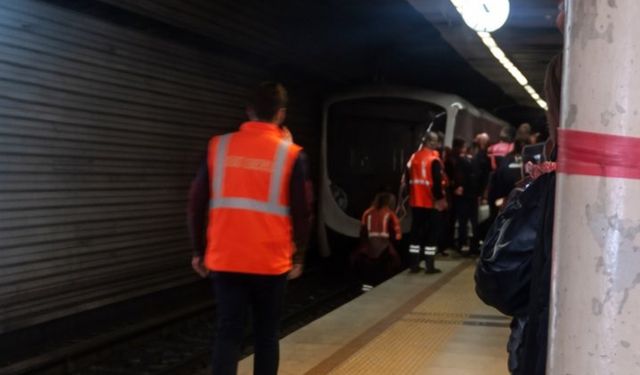 İzmir Metro'da intihar vakası! Resmi açıklama geldi