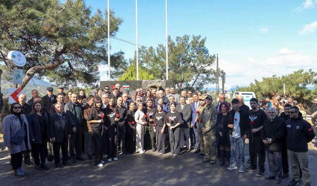Karabağlar, Hocalı Katliamı'nda hayatını kaybedenleri andı