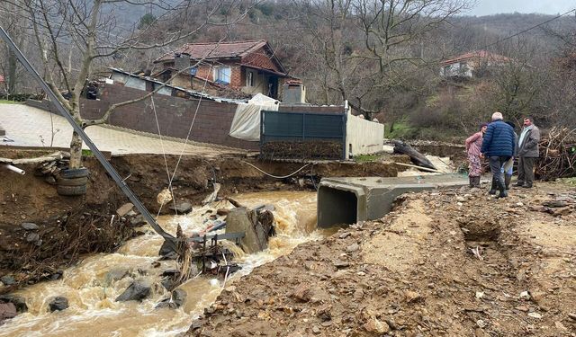 Ödemiş’te yağış alarmı: Belediye ekipleri teyakkuzda