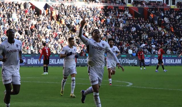 Trabzonspor Gaziantep’te geri döndü! 5 Dakikada maçı çevirdi