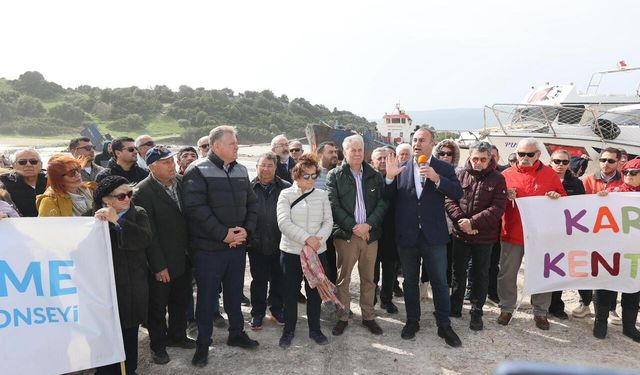 Urla tek yürek oldu: Hurda gemi ve yat limanı projesine karşı ortak mücadele
