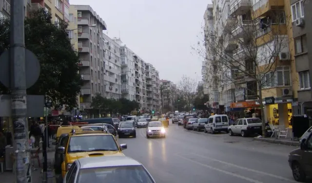 İZSU ve Büyükşehir duyurdu: İzmir'in bu caddesi araç trafiğine kapalı