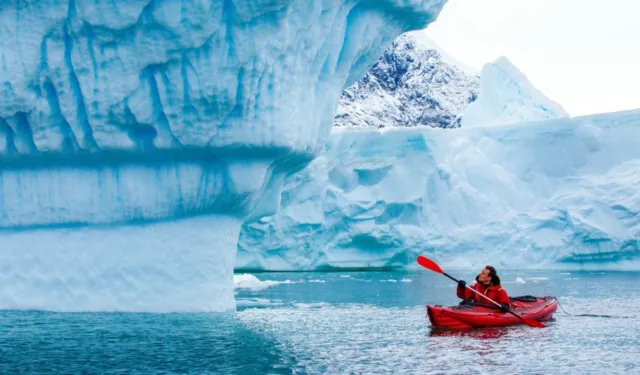 40 yıllık dev buzdağı A23a parçalanarak yok oluyor