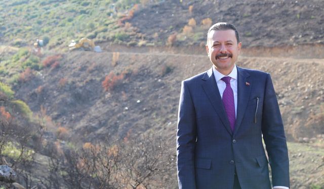 AK Partili Kaya'nın önerisi karşılık buldu: Torbalı'nın yarım kalan belediye binası devrediliyor