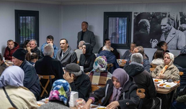 Başkan Eşki, iftarını Kızılay Mahallesi sakinleriyle yaptı