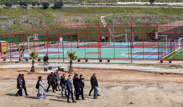 Bayraklı Ferdi Zeyrek Spor Kompleksi’nde sona doğru