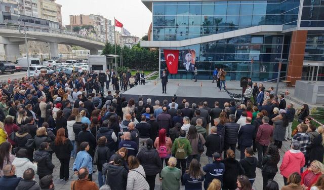 Bayraklı'da bayramlaşma töreni: "Biz, büyük bir aileyiz"