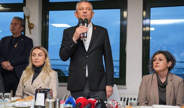 CHP lideri Özel’den Saraçhane’de “birlik ve mücadele” mesajı