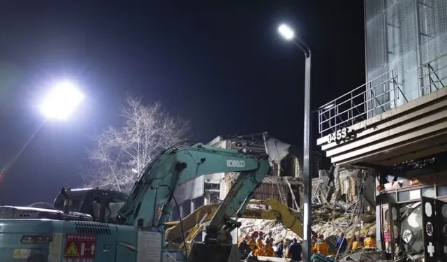 Çin'de gece yarısı bina çöktü: 7 kişi hayatını kaybetti
