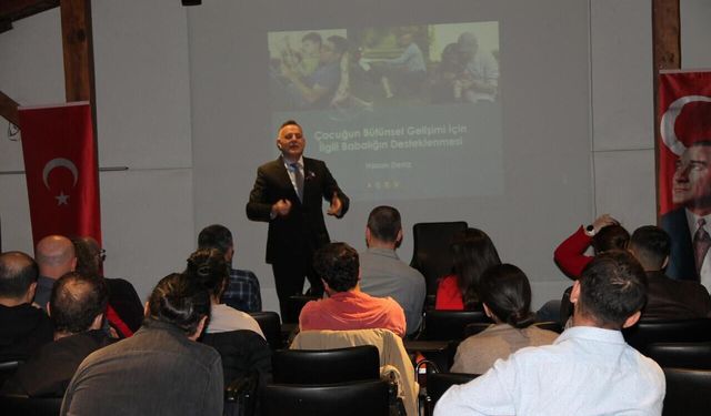 Efes Selçuklu babalara seminer: Çocuk gelişiminde yeni yaklaşım