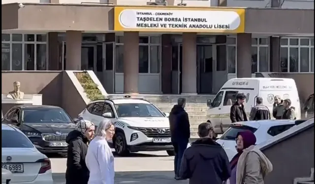 Liseli, 2 öğretmen ve 1 öğrenciyi ağır yaraladı