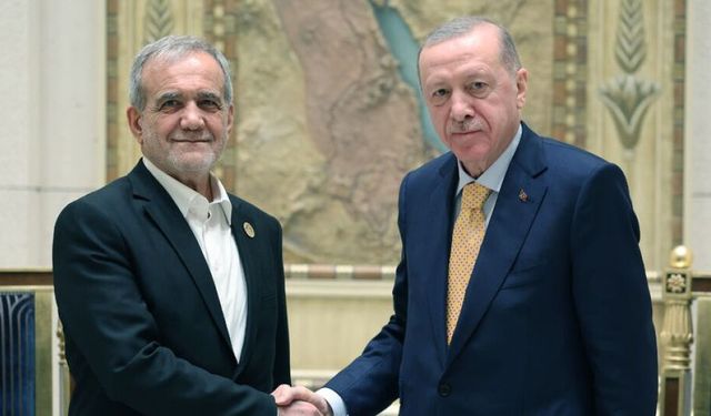 Erdoğan ile Pezeşkiyan’dan kritik görüşme: Yanlış anlaşılmalar için ortak ekip kurabiliriz