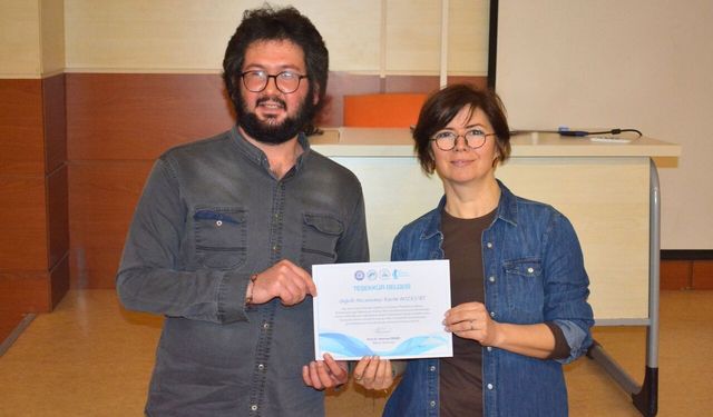 EÜ İletişim Fakültesi'nden "Habercilikte Yapay Zekâ" etkinliği