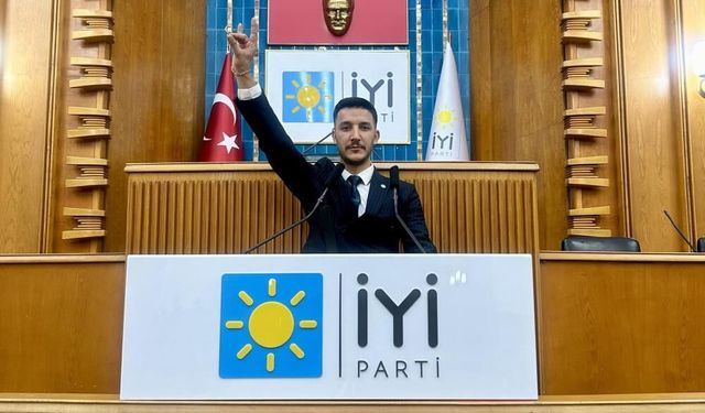 İYİ Parti’de istifa depremi... İlçe başkanı görevini bıraktı