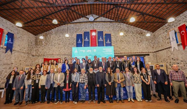 İzmir Körfezi için bilimsel seferberlik: Çözüm önerileri masaya yatırıldı